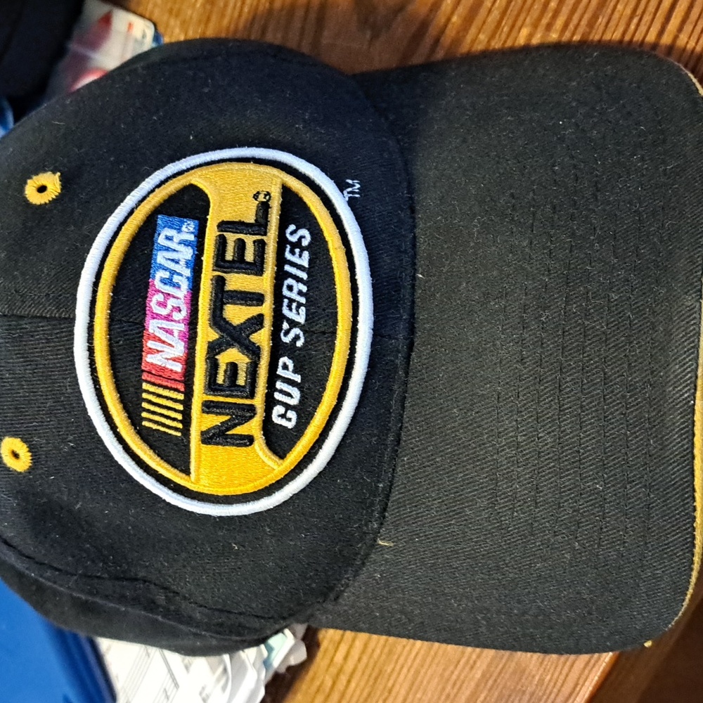 NASCAR NEXTEL CUP SERIES CAP 2004